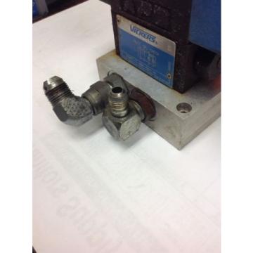 Vickers Hydraulic Solenoid Valve DG4V-3S-8C-VM-FW-B5-61 W/Hydraulic Valve L 93B