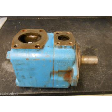 VICKERS VANE PUMP L-4 229633 45V 42A 8619