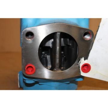 Hydraulic vane double pump, 30GPM/8GPM, 3000PSI, 3520VQ30A8-1AA20 Vickers