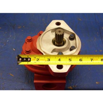 Eaton Vickers 25500LSB Fixed Displacement Hydraulic Gear Pump 13 Tooth Spline