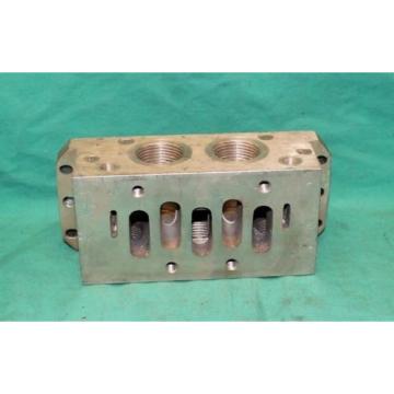 Rexroth P68420 Valve Subbase Manifold 4-3/4IN NPT Origin