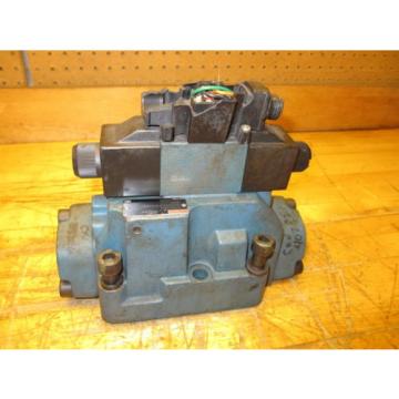 Rexroth 4WEH22D74/OF6EW110N9ETDK25L Hydraulic Directional Valve R978879579