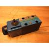 Vickers DG4V-3S-2A-M-U-H5-60 Hydraulic Valve 02-109030 02-101726 120V Coil #1 small image