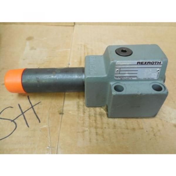 Rexroth Hydraulic Valve DR 10 DP2-41/75YM DR10DP24175YM origin #1 image