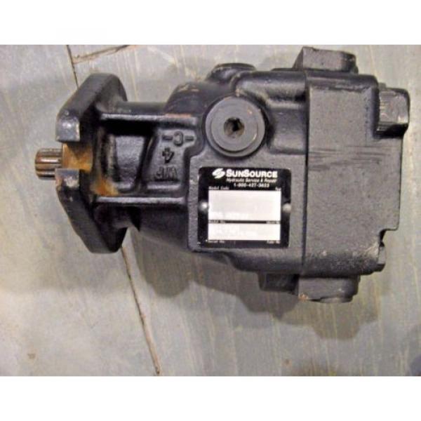 Sauer Danfoss 4443031 Hydraulic Drive Motor 7/8 Inch Shaft 13 Teeth Splines #8 image