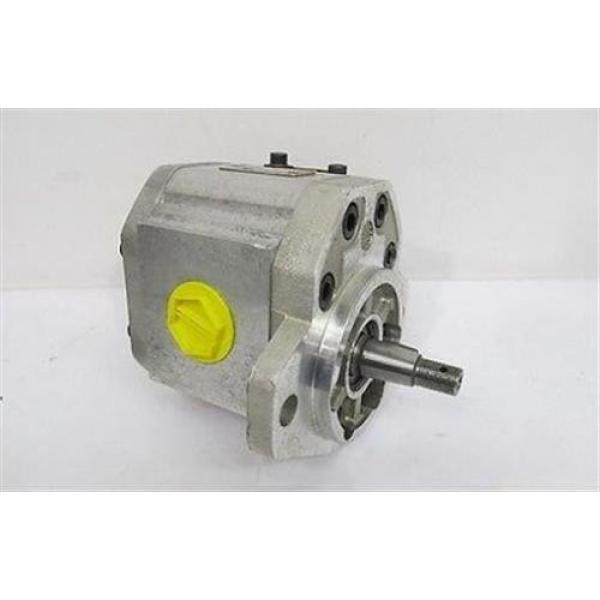 Sauer Danfoss SNM3NN Std Bi-Directional Aluminum Gear Motor / Fan Motor #1 image