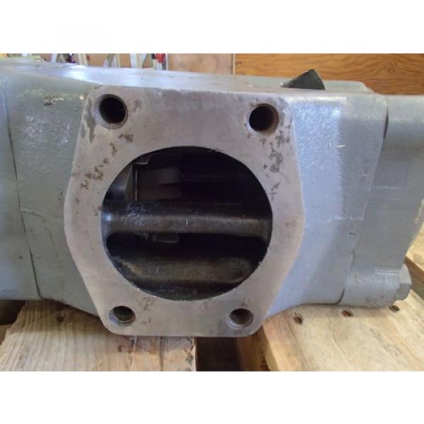 PERFECTION 4535V60A24 HYDRAULIC PUMP 1AA 10 180 (USED) #8 image