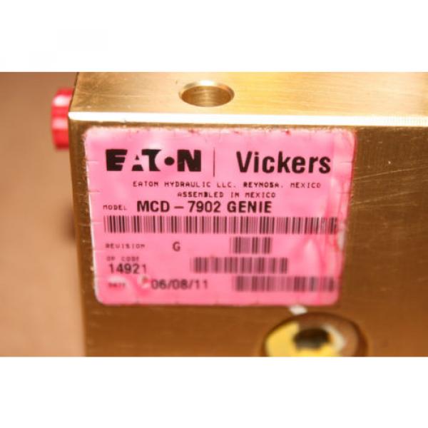 EATON VICKERS MCD-7902 GENIE HYDRAULIC MANIFOLD CHECK VALVE #6 image
