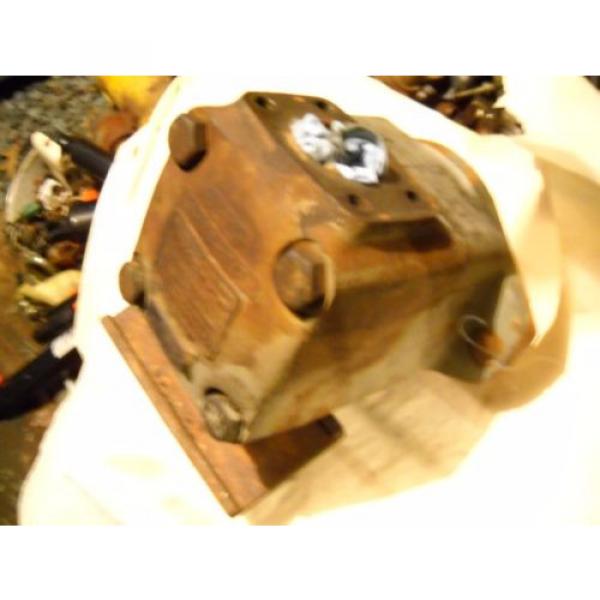 VICKERS VANE HYDRAULIC PUMP 35V 30A 4A10---- 3A1692 CATERPILLAR 955 #1 image