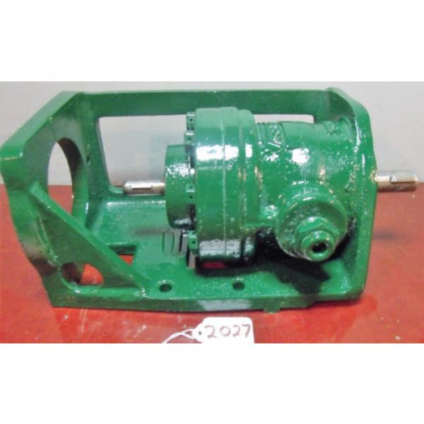 Vickers Hydraulic Pump with Bracket V 2113 G 10 LH #2 image