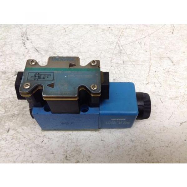 Vickers DG4V3S0BLMFWB560 Hydraulic Valve 02-101731 DG4V-3S-0BL-M-FW-B5-60 TB #1 image