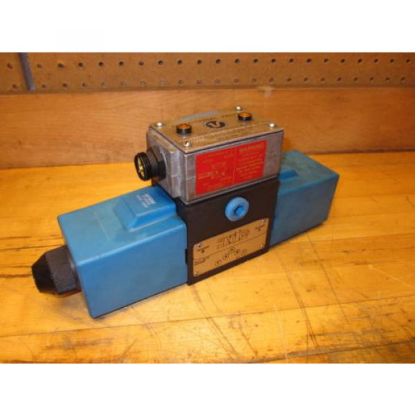 Vickers PA5DG4 S4LW 012N H 61, Hydraulic Directional Pilot Valve Coils 24VDC #1 image