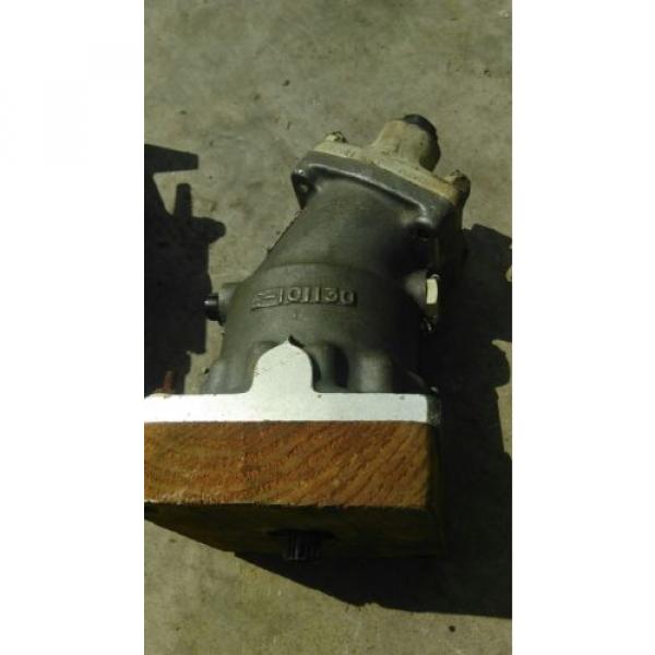 VICKERS HYDRAULIC PUMP MF30 3913 1722 RPM3750 PSI 3000 Origin OLD STOCK #4 image