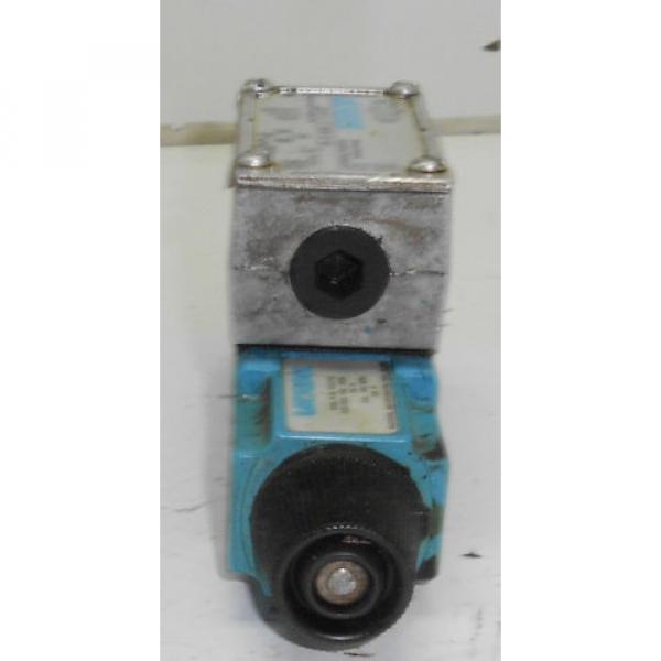 Vickers Hydraulic Valve, DG4V-3-2C-M-W-B-40, Used, WARRANTY #2 image