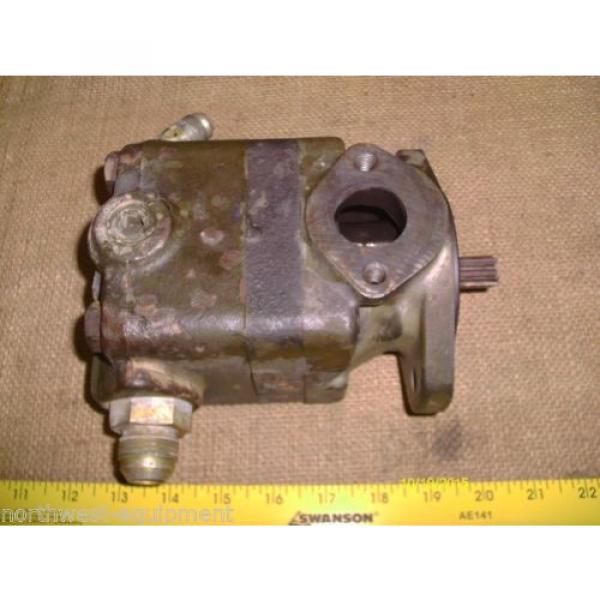 Vickers V2F 1F9S 18B, 8H 20A 001L  Hydraulic Vane PUMP 2 flange #1 image