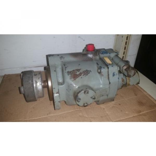 Vickers PVQ 20 B2R SE1S 20 CM7 11 Hydraulic Industrial Piston Pump #2 image