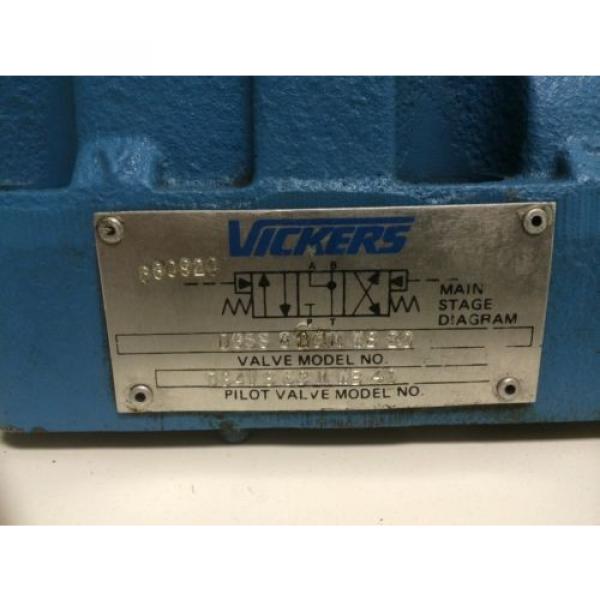 NOS VICKERS HYDRAULIC DIRECTIONAL PILOT VALVE DG4V-3-6C-M-W-B-40 DG5S-82CTM-WB- #3 image