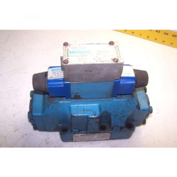 Origin VICKERS DG4V VICKERS DG5S HYDRAULIC DIRECTIONAL CONTROL VALVE 120VAC COIL #1 image