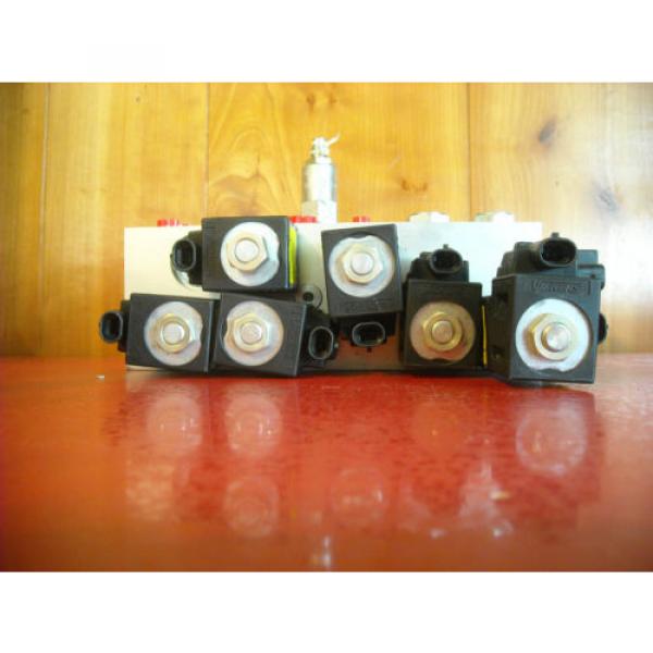 Eaton Vickers MCD-7818 Hydraulic Manifold Valve origin #5 image