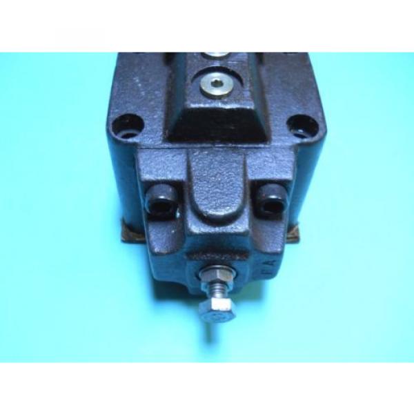 VICKERS RCG-06-A1-30 HYDRAULIC PRESSURE CONTROL VALVE 80-250 PSI Origin CONDITION #3 image