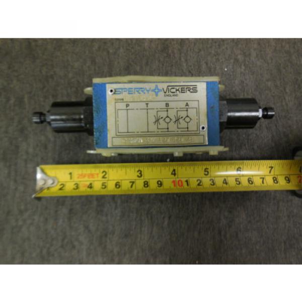 Origin SPERRY VICKERS FLOW CONTROL VALVE # DGMFN-3-Y-A2W-B2W-21 #1 image