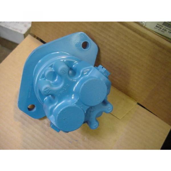 origin Eaton Vickers Hydraulic Gear pump 26009-LAC 296290 #3 image