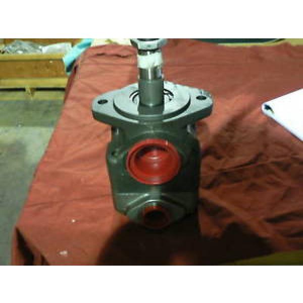 VICKERS HYDRAULIC PUMP L2-V210-11W-3C-12RH #1 image