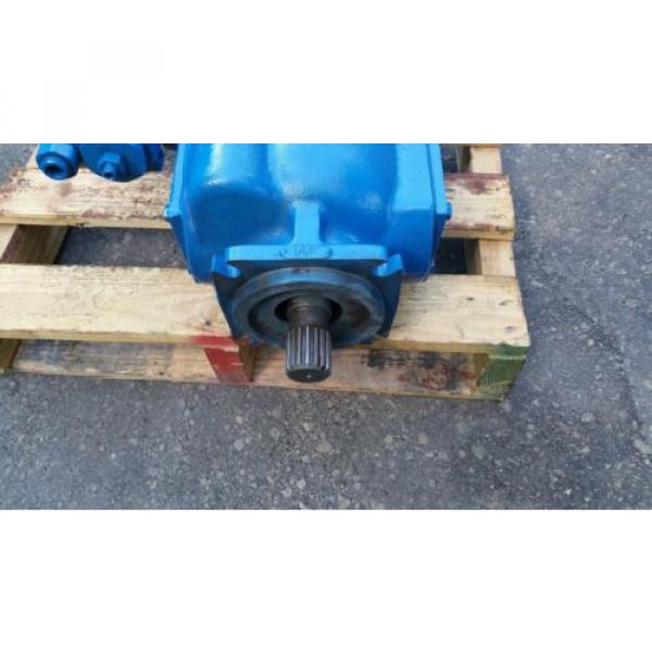 Vickers PVE 35  Hydraulic pump #6 image