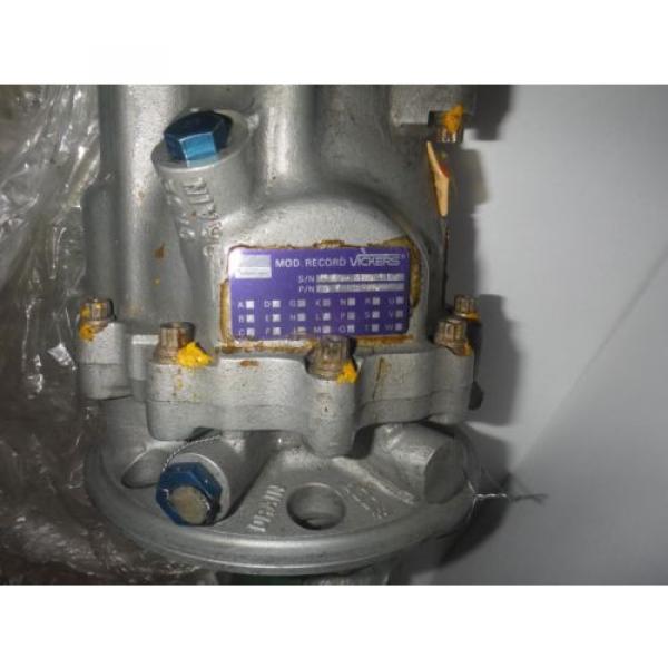Sperry Vickers hydraulic pump PV3-160-4 MODEL PART # 371380 read ad B 4 bidding #1 image