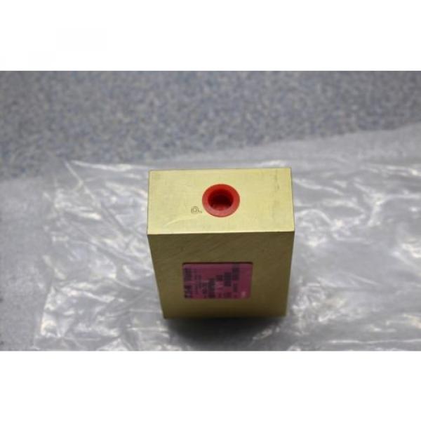 Eaton Vickers MCD-7533 Hydraulic Manifold Cartridge Block #4 image