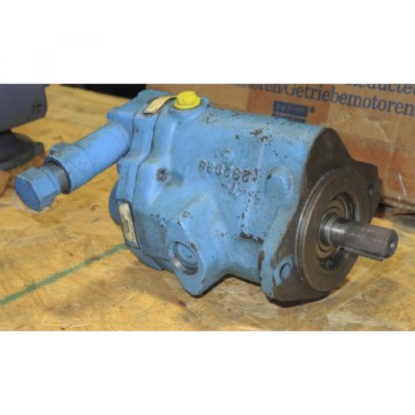 Vickers Hydraulic Pump PVB5 RSY 21 C 11 - 857343 #3 image