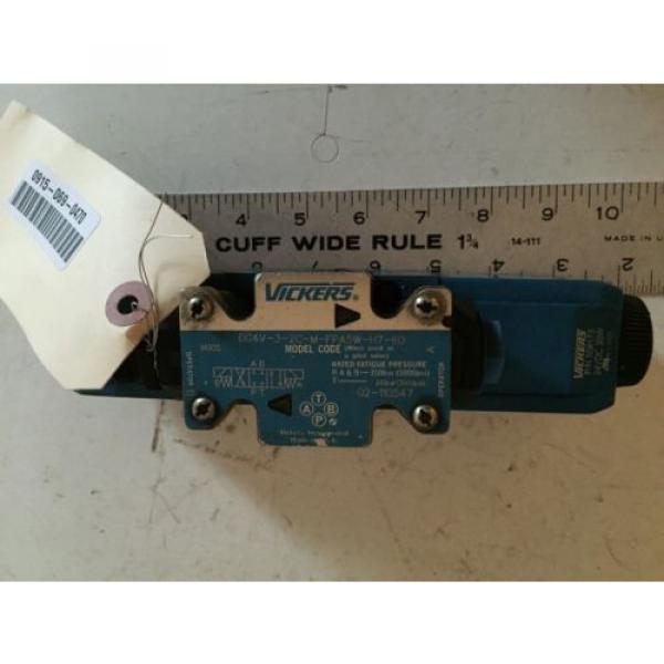 Origin VICKERS DG4V-3-2C-M-FPA5W-H7-60,508173,24VDC HYDRAULIC CONTROL VALVE ,BOXCI #1 image