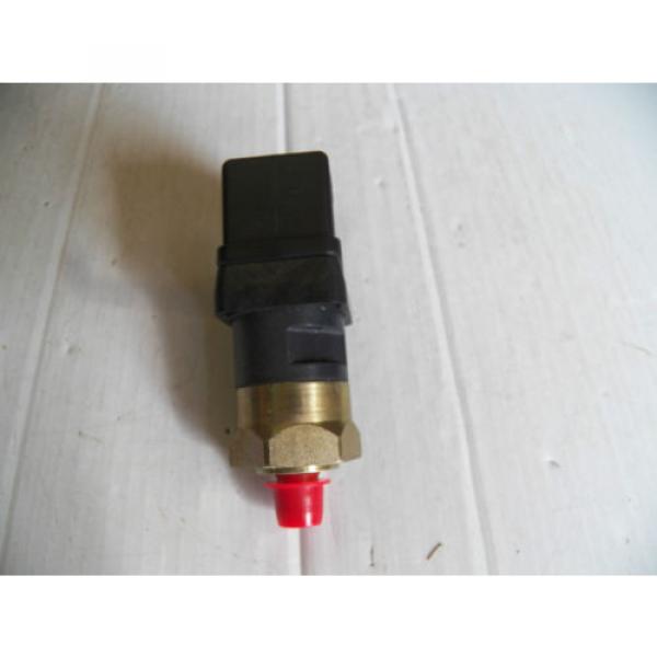 Origin VICKERS CONTROL VALVE P-233051-01 P23305101 P-233051-01H P23305101H 18 PSI #5 image