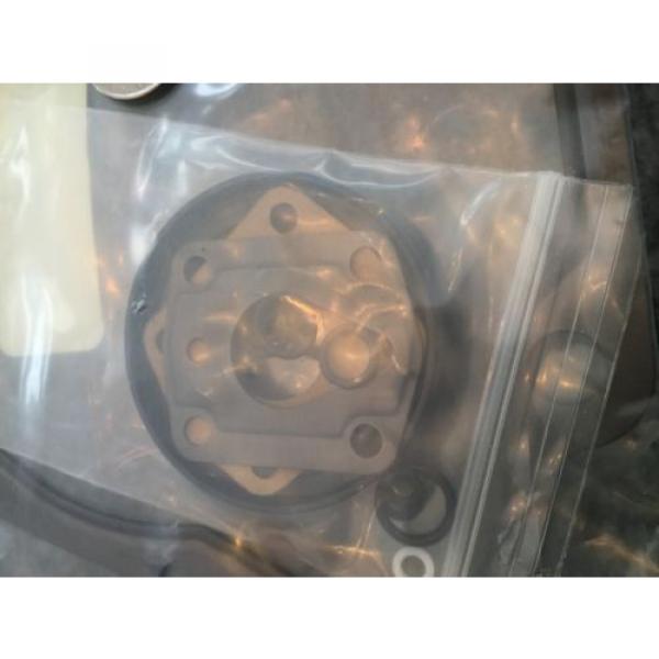 Devlieg machine vickers pump seal replacement kit # 919683 origin old stock PVB45A #4 image