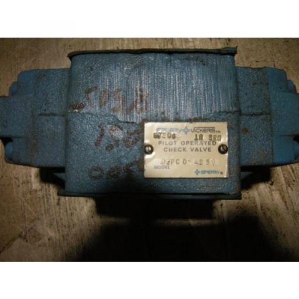 Vickers DGPC-01-AB-51 Pilot Operated Check Valve #1 image