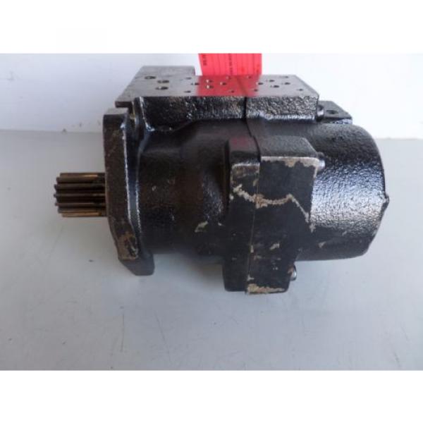 MAZAK NACHI HYDRAULIC MOTOR PI-0B-87-2GS0L1-8579A MAZAK SQT-200 #1909M #1 image