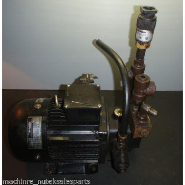 Nachi Pump UVN-1A-1A3-15-4-Q01-6063C  UVN1A1A3154Q6063C_4P-15kW_TWF4817YF #1 image