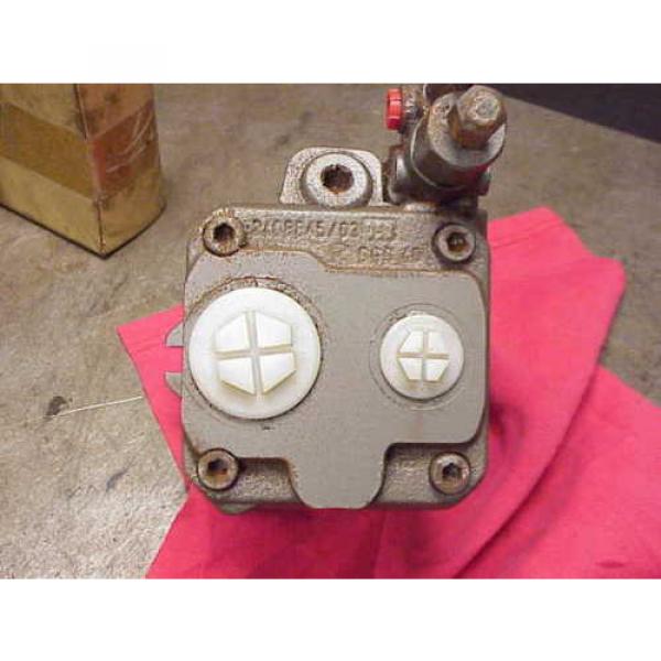 Rexroth Variable Displacement Piston pumps A10V028DFR/52 #2 image
