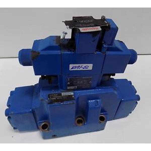 MANNESMANN REXROTH HYDRAULIC DIRECTIONAL VALVE H-4WEH25E63/6EW110 #1 image