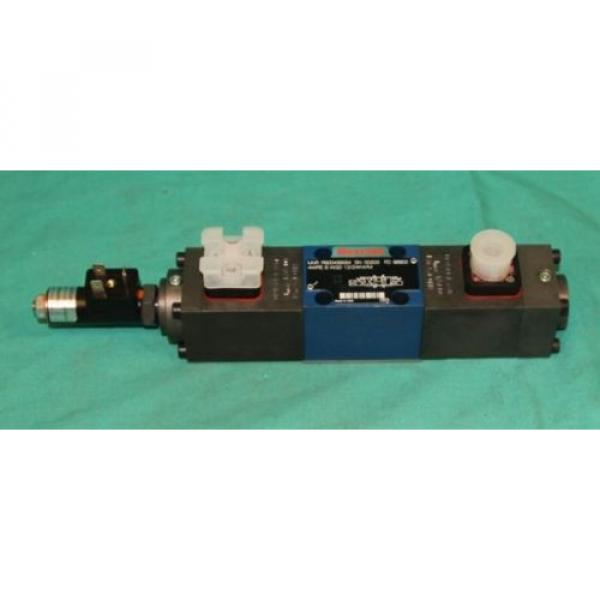 Rexroth 4WRE 6 W32-12/24K4 900499564 Proportional Valve #1 image