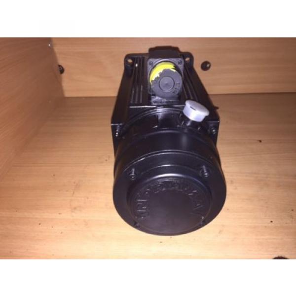 Indramat/Rexroth - MAC090B-0PD-3-C/110-B-0/S001 origin Servo Motor #5 image