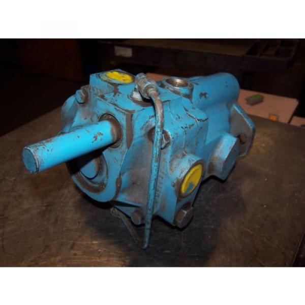 Origin VICKERS TA15 HYDRAULIC VARIABLE PISTON PUMP  323805  SHAFT 7/8#034; #4 image