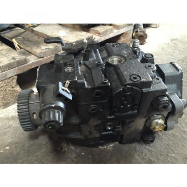 SAUER DANFOSS HYDRAULIC PUMP M/N 83031200 Price Inc Vat #4 image