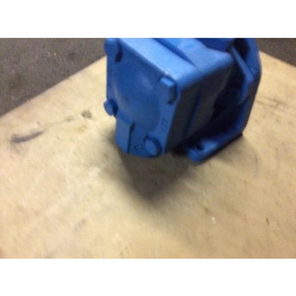 Eaton/Vickers hydraulic valve pump, #V20 2P13P 1A11, 30 day warranty #3 image