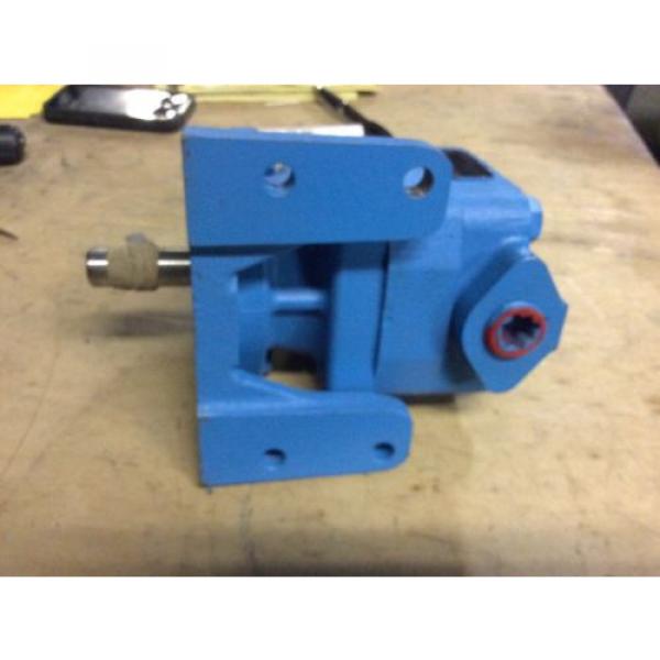 Eaton/Vickers hydraulic valve pump, #V20 2P13P 1A11, 30 day warranty #5 image