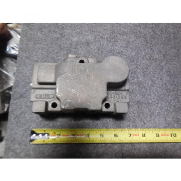 Origin REXROTH SECTIONAL VALVE END MP18 SERIES STAMPED 033E # 1602-043-308 #1 image